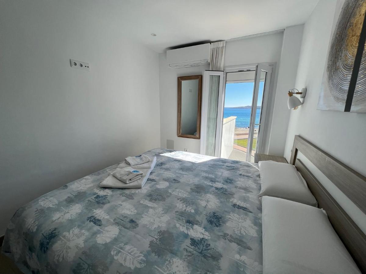 Sea Club Apartments 卡拉米洛 外观 照片