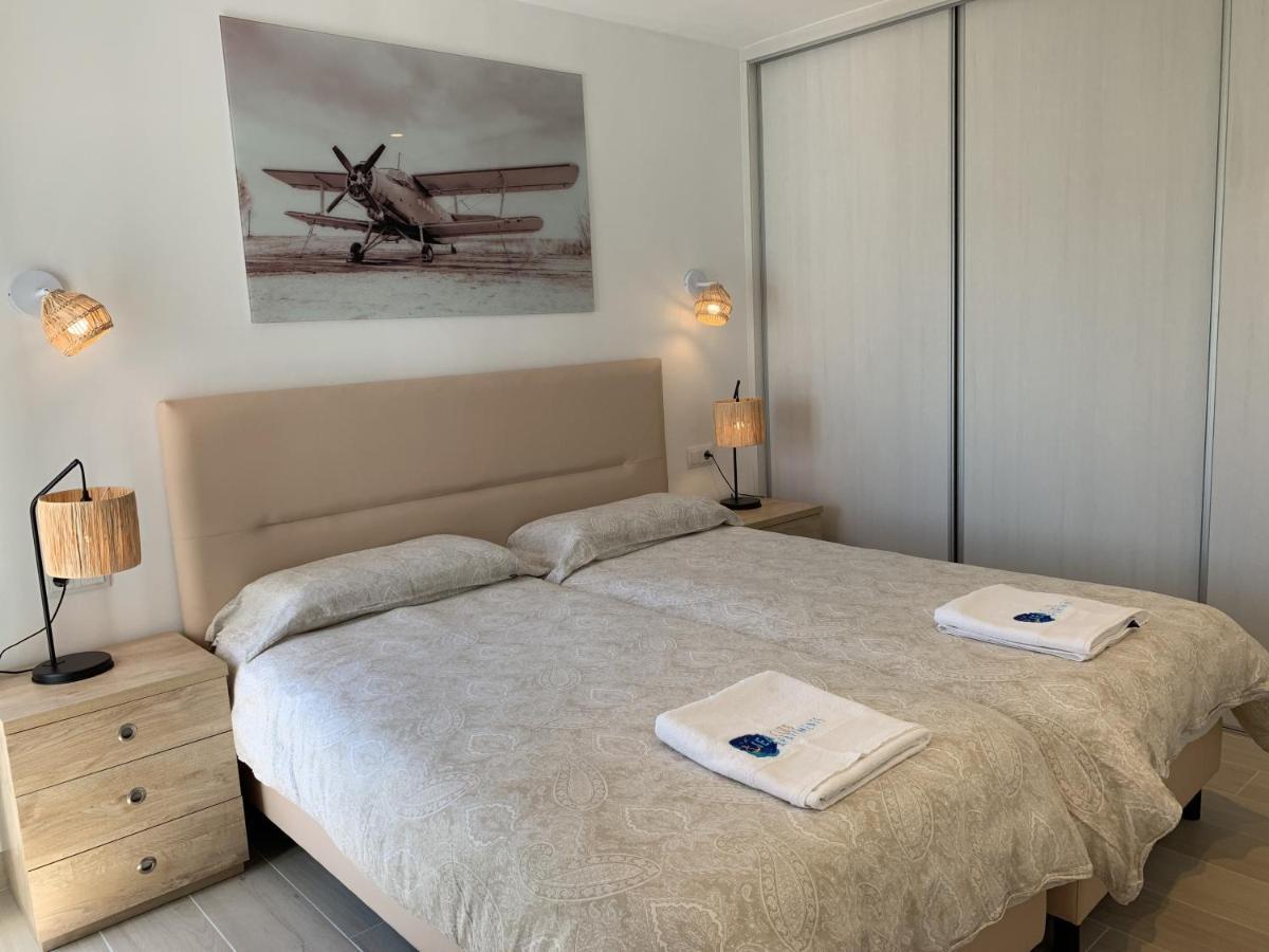 Sea Club Apartments 卡拉米洛 外观 照片