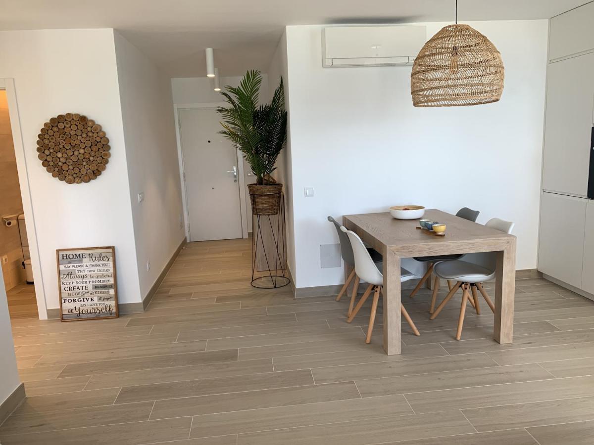 Sea Club Apartments 卡拉米洛 外观 照片